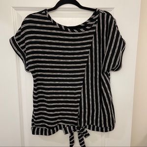 Stylish short sleeve shirt!